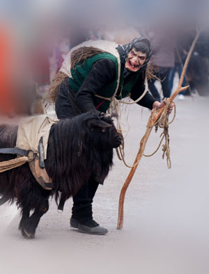 etno-kukeri-4.jpg