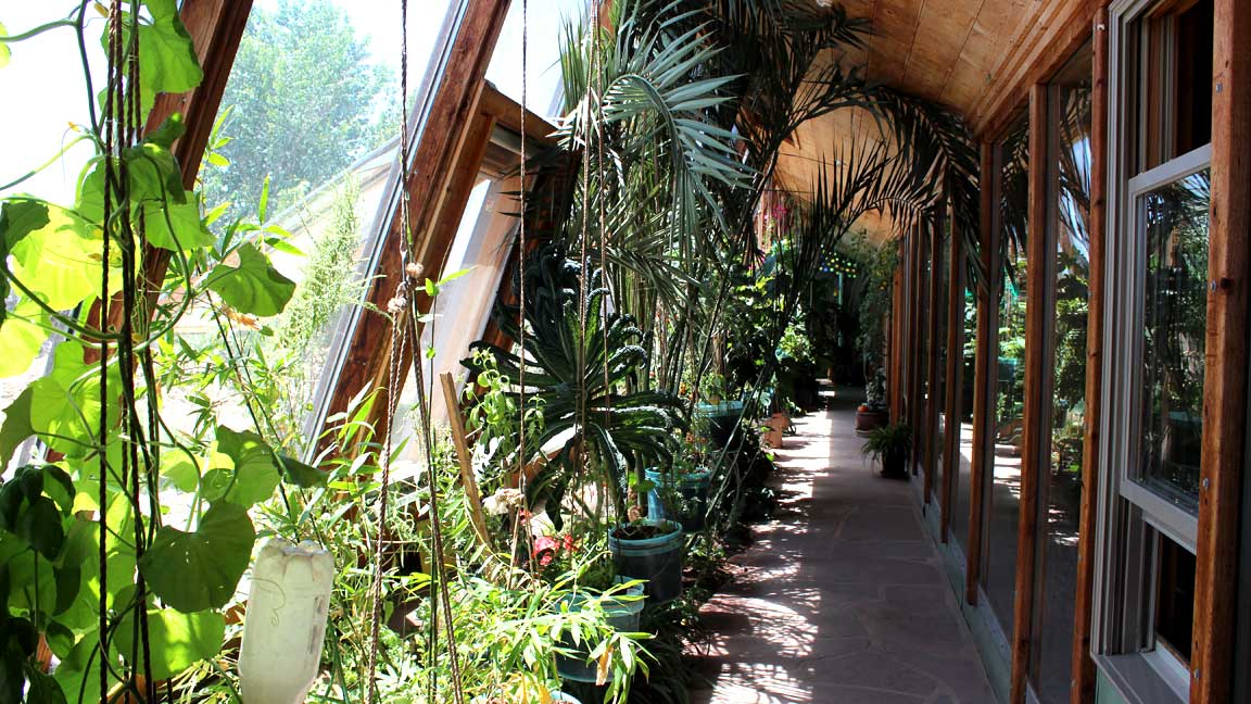 Taos_New_Mexico_Earthship_Greenhouse.jpg