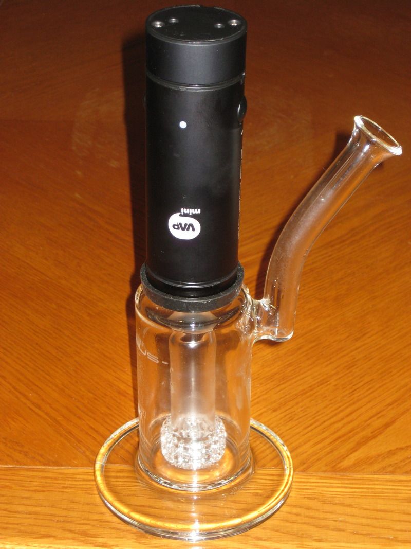 Song%20w%20bubbler.jpg