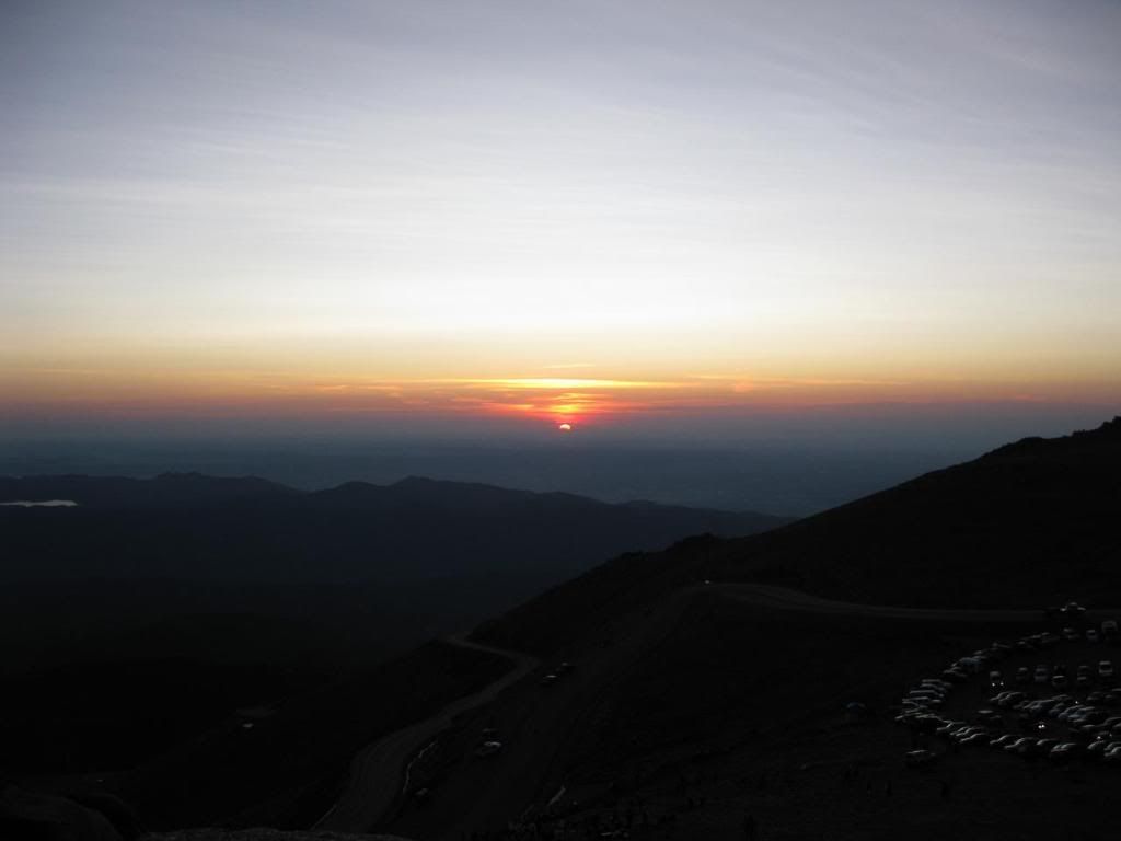 pikes09sunrise.jpg