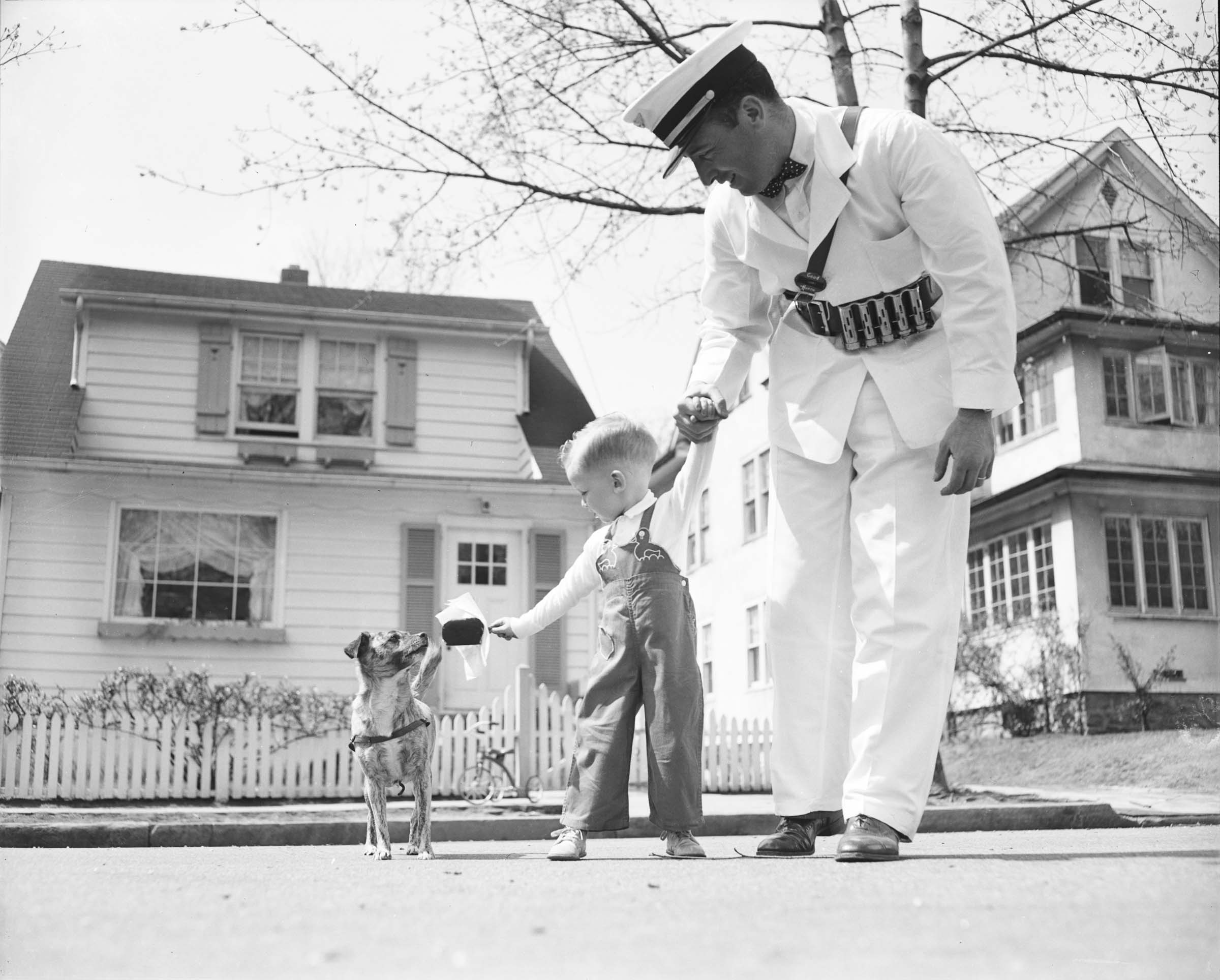 good-humor-man-child-dog1.jpg
