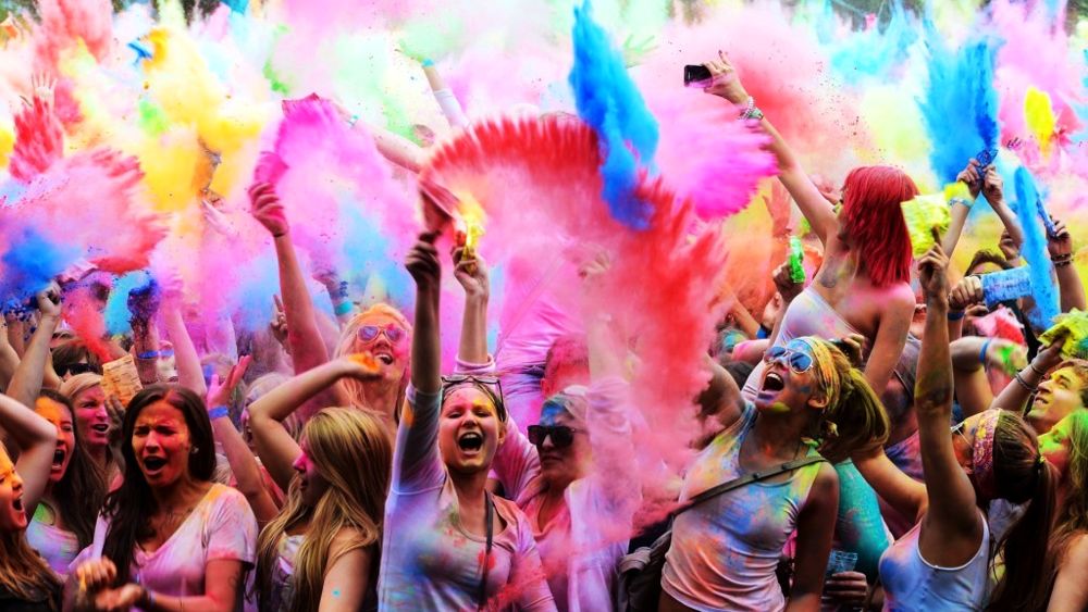 holi-2.jpg