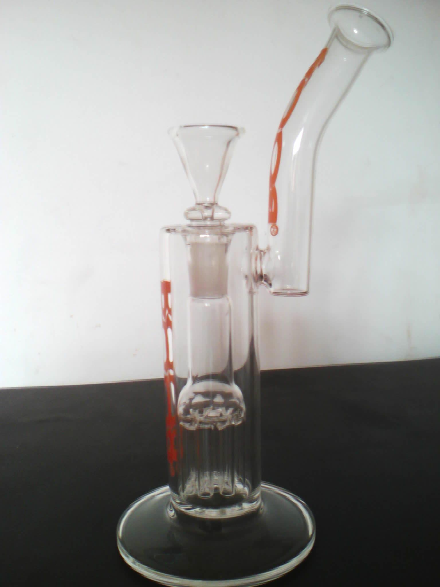 glass-bubbler-water-pipe.jpg