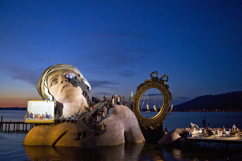 bregenz-festival-andre-chenier-stage-2011.jpg