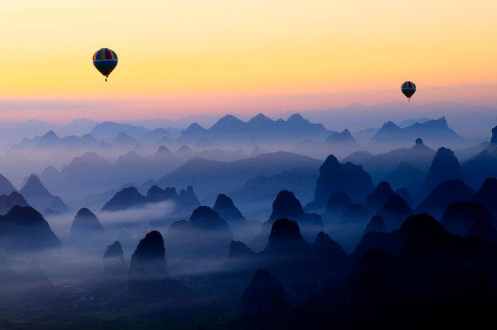 lonely-planet-photo-mosaic-competition-flying-hot-air-balloons-guilin-china-chong-keat-kim.jpg
