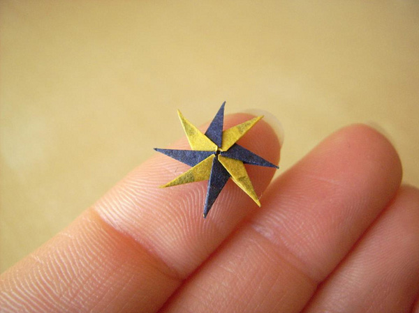 Anja-Markiewicz-smallest-origami-07.jpg
