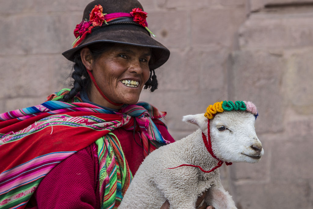 Woman+Cusco+Peru+KAC5104.jpg