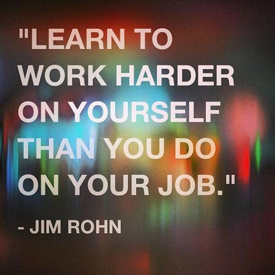 Jim-Rohn-Quotes-On-Life-Leadership-and-Time-2.jpg