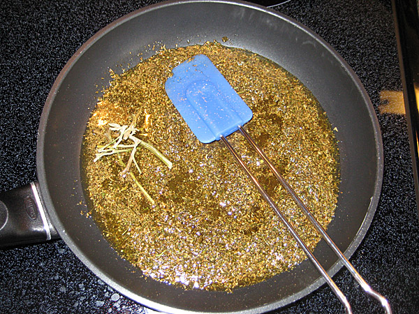 herb-in-oil.jpg