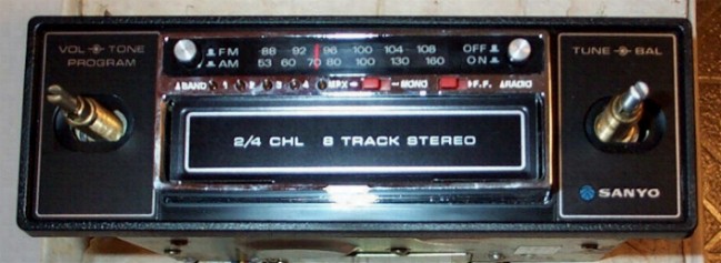 Sanyo%20model%20FT%20867%204%20channel%20stereo%208%20track%20car%20stereo%20player%201.jpg